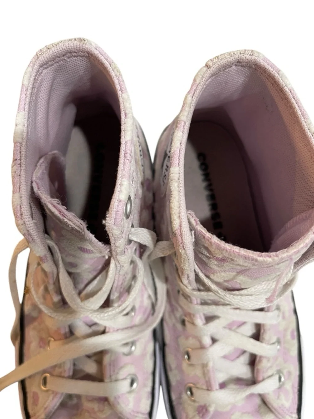 Converse Youth Chuck Taylor All Star High Top Floral Sneakers SZ 3 Lavender